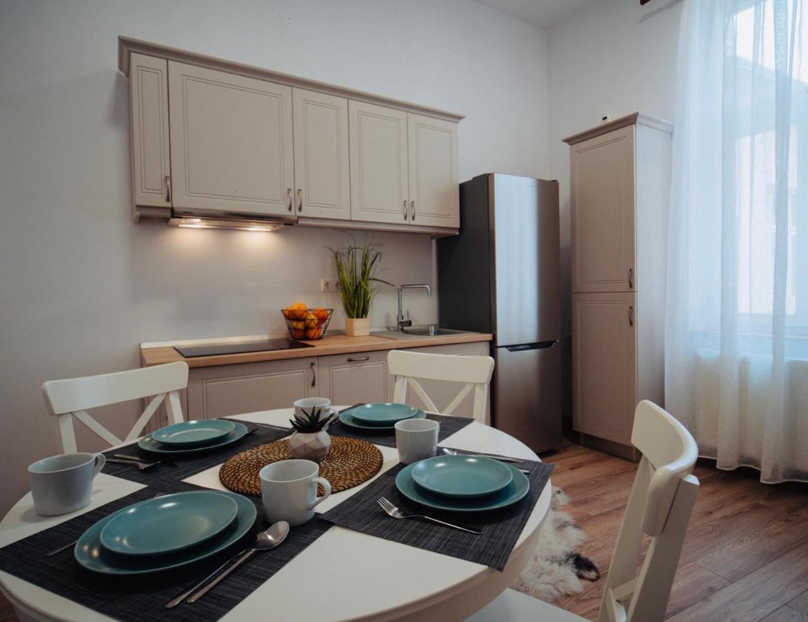 Zakarias Apartments ミエルクレア＝チュク エクステリア 写真