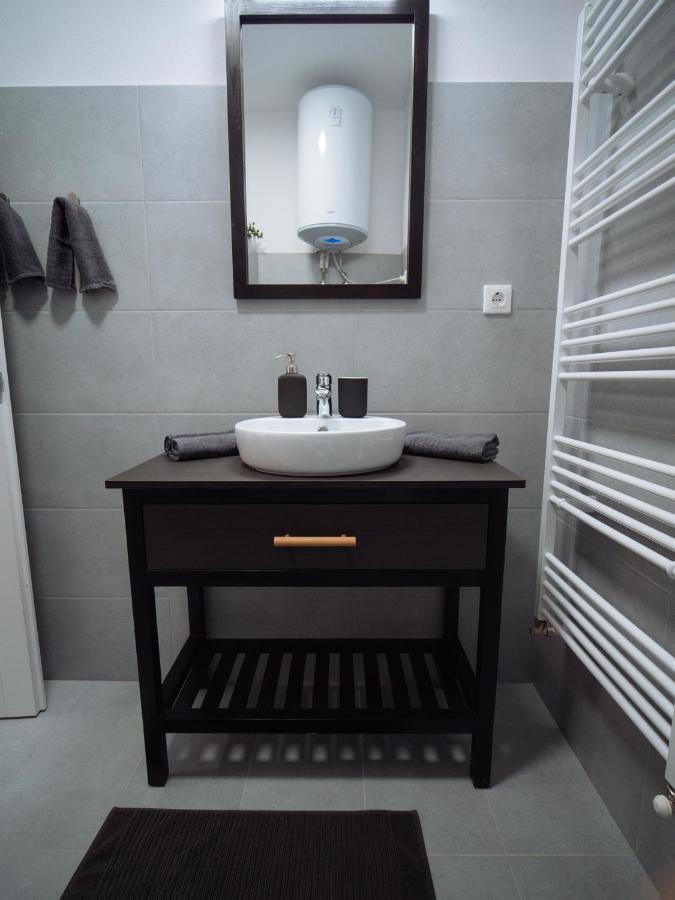 Zakarias Apartments ミエルクレア＝チュク エクステリア 写真